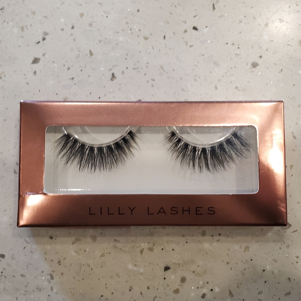 CLEARANCE Limited Edition Lilly Lashes